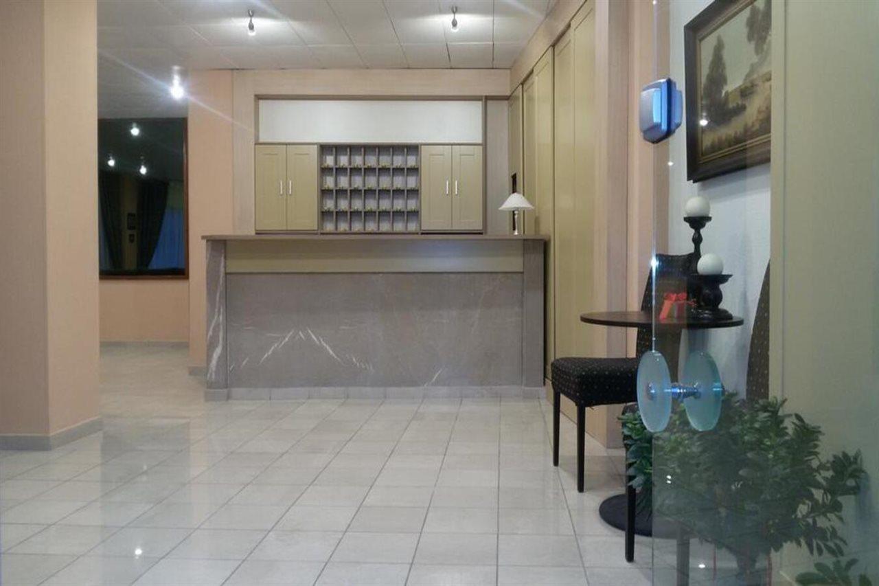 Arion Hotel Loutráki Esterno foto