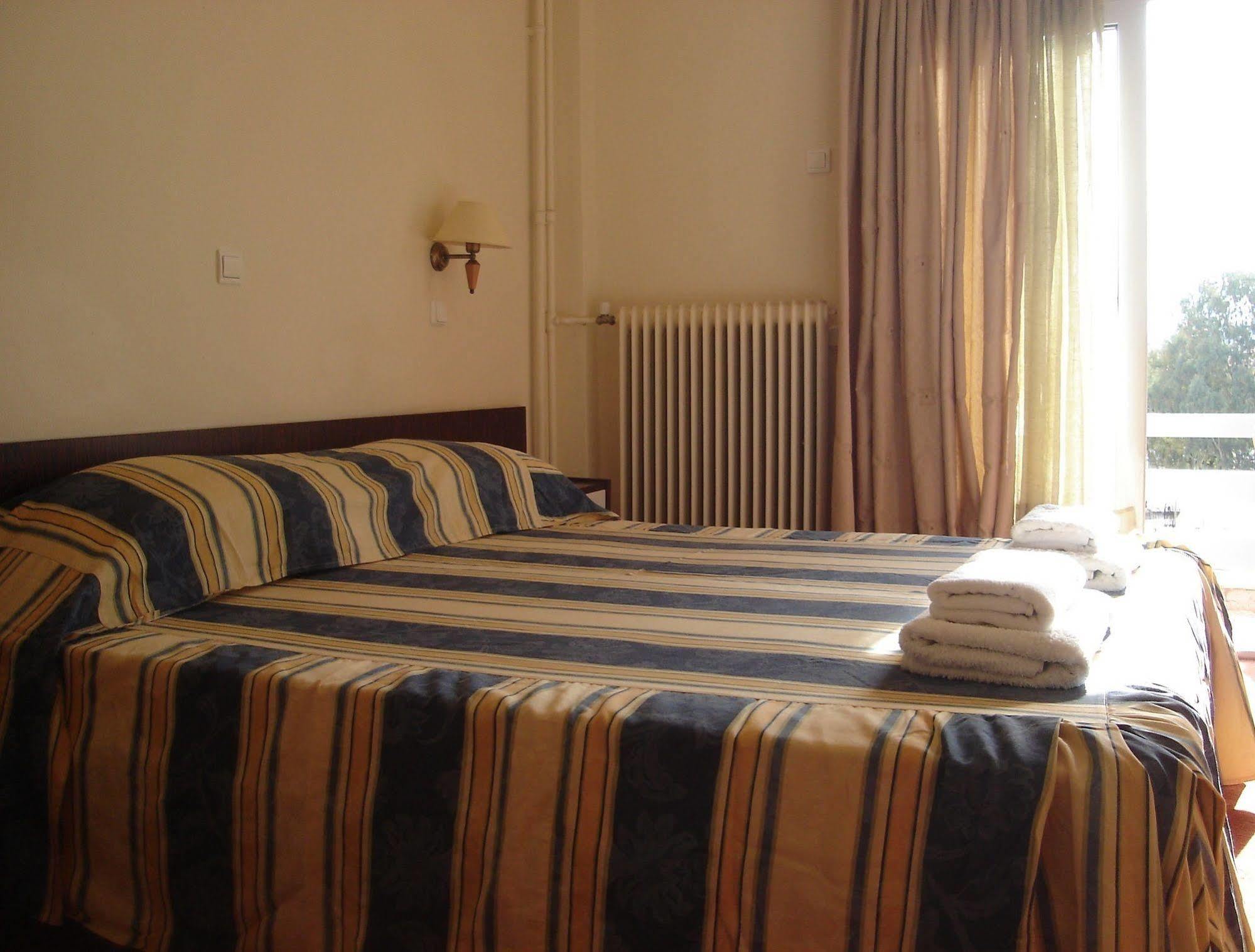Arion Hotel Loutráki Esterno foto